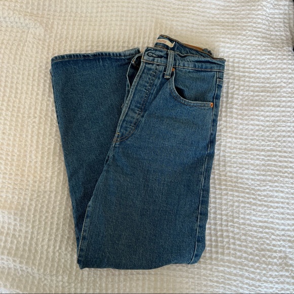 Levis Ribcage Straight Ankle (Medium Wash) Size 27 - Picture 2 of 3